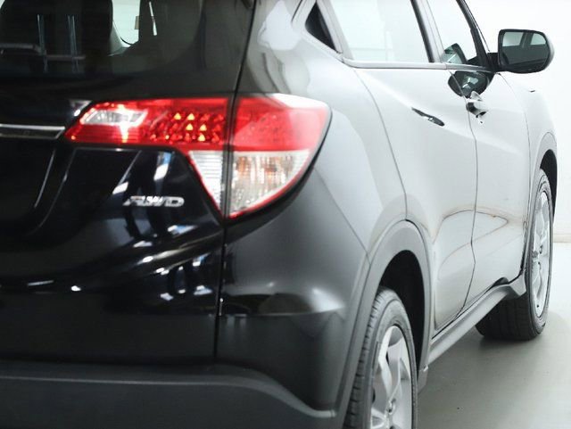 Used 2020 Honda HR-V LX image 44