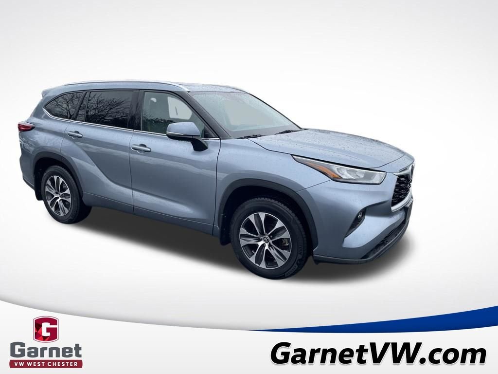 Used 2020 Toyota Highlander XLE image 7
