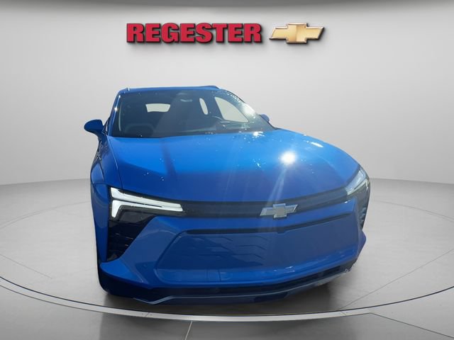 Used 2025 Chevrolet Blazer EV LT w/ Super Cruise Package AWD/4WD image 9