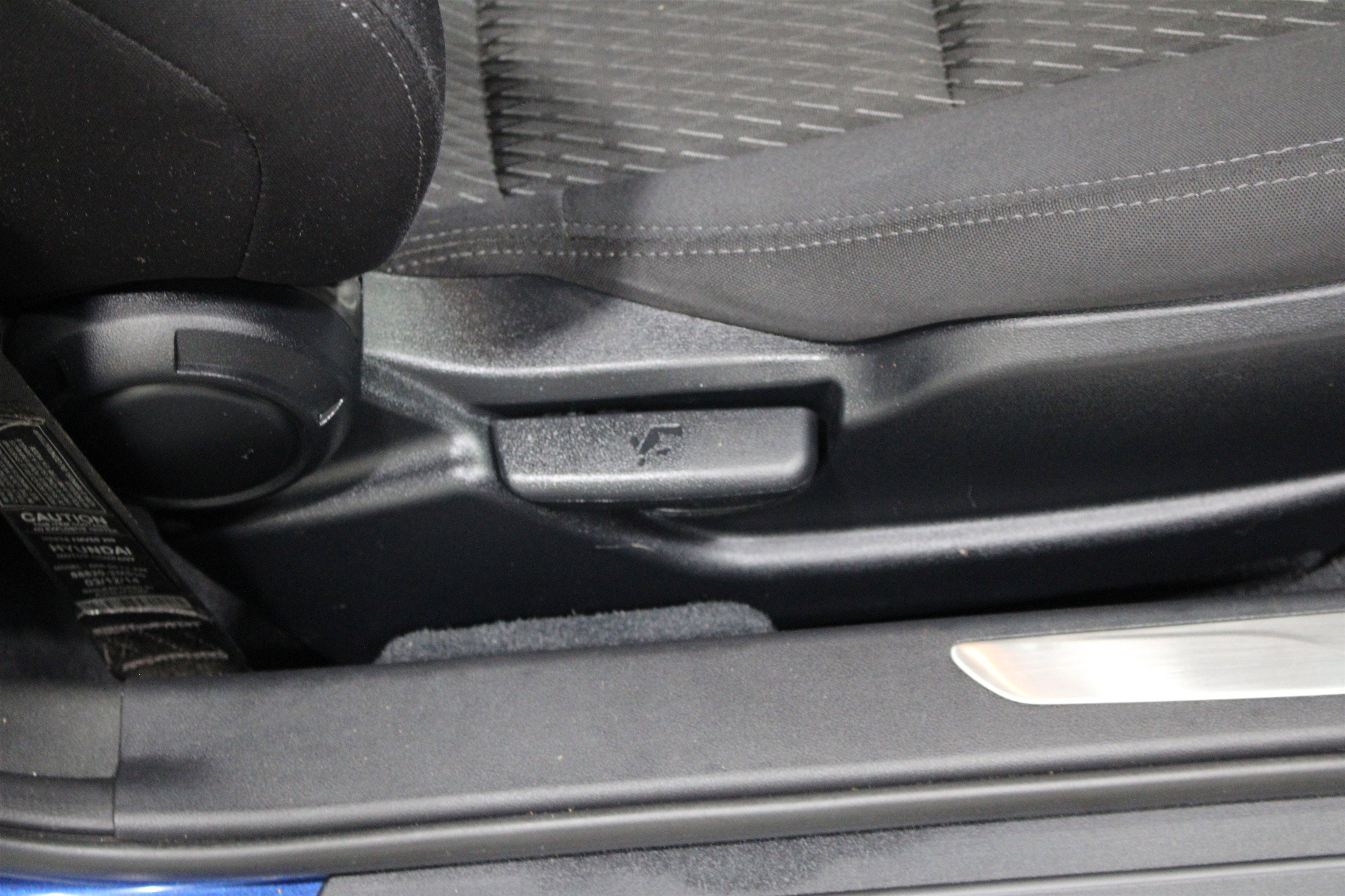 Used 2015 Hyundai Genesis 3.8 RWD image 22