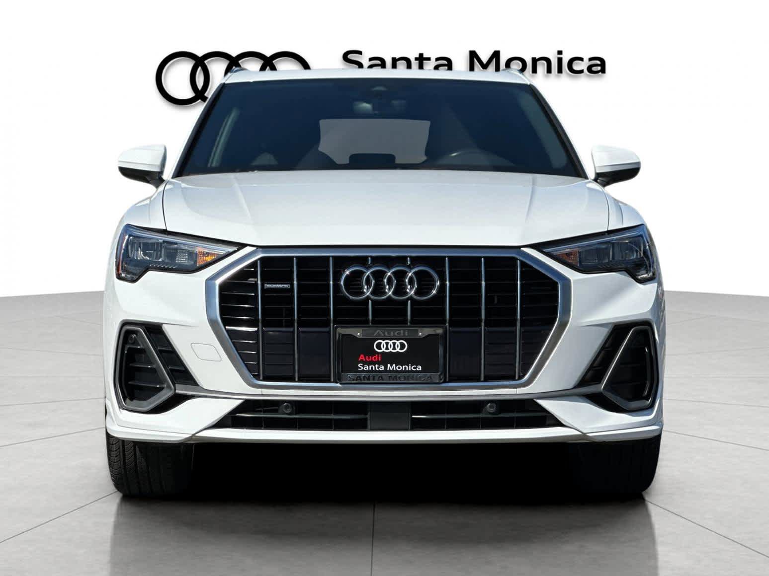 Used 2022 Audi Q3 2.0T Premium w/ Convenience Package AWD/4WD image 10