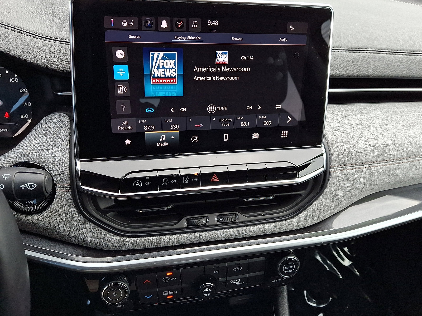 Used 2022 Jeep Compass Latitude image 15