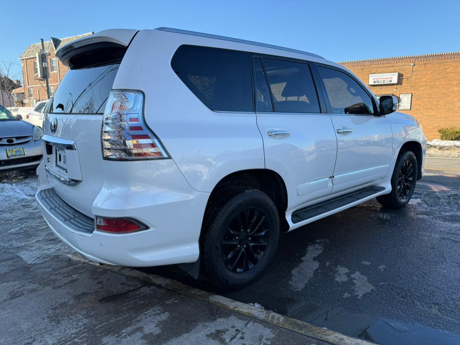 Used 2014 Lexus GX 460 w/ Premium Package image 4