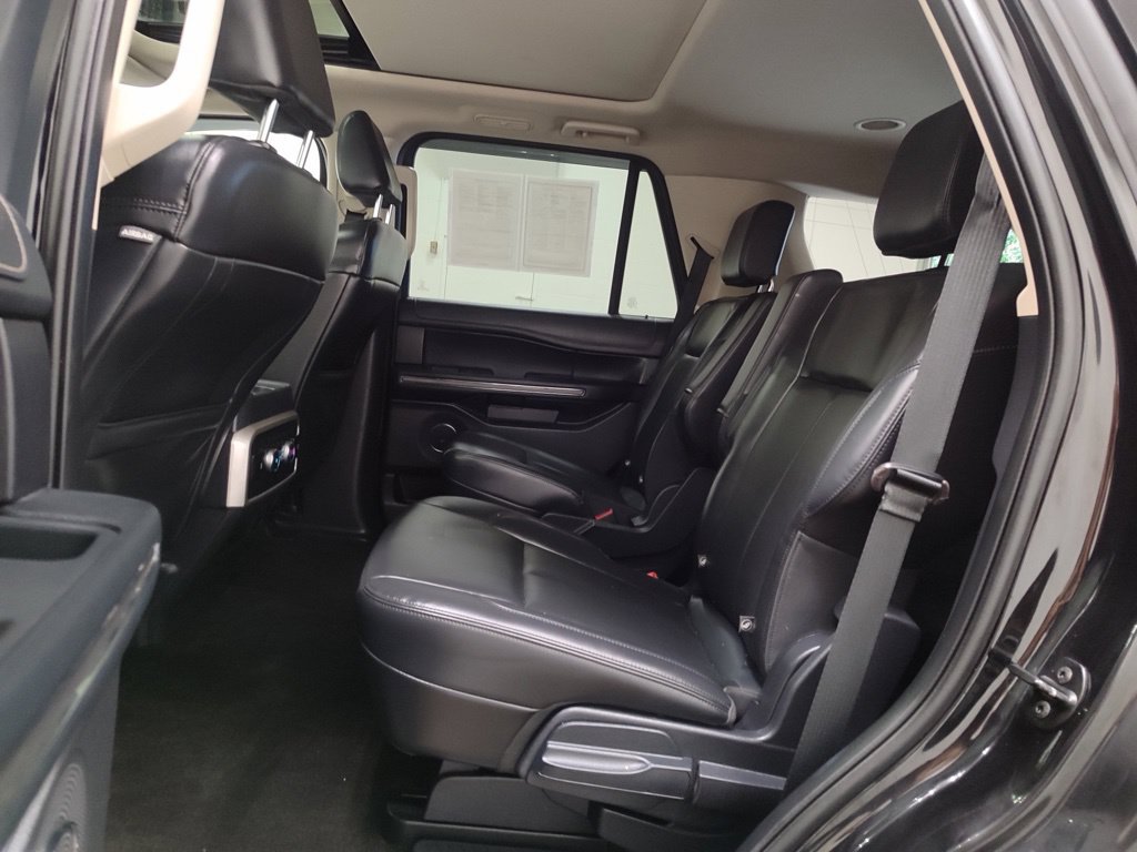 Used 2022 Ford Expedition XLT AWD/4WD image 23