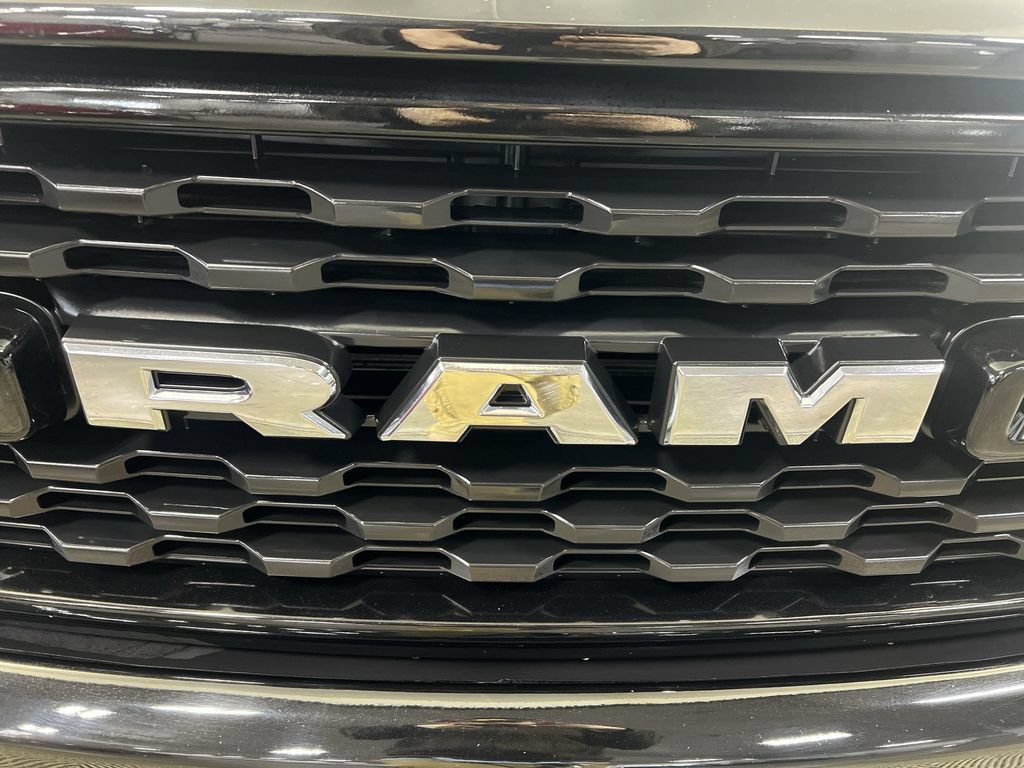 Used 2024 RAM 1500 Big Horn AWD/4WD image 29