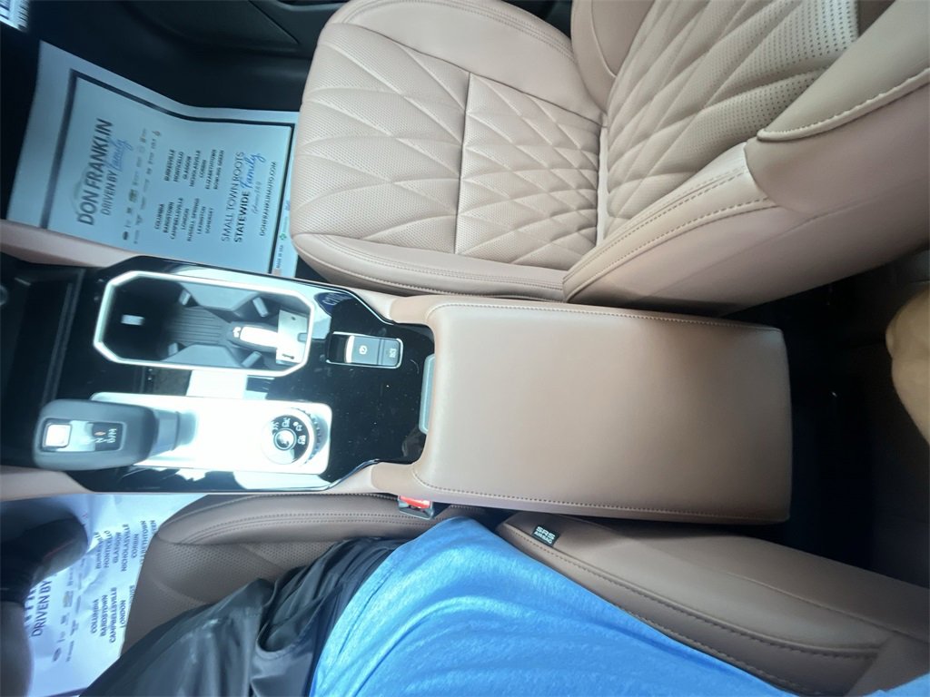 New 2025 Mitsubishi Outlander SEL image 21