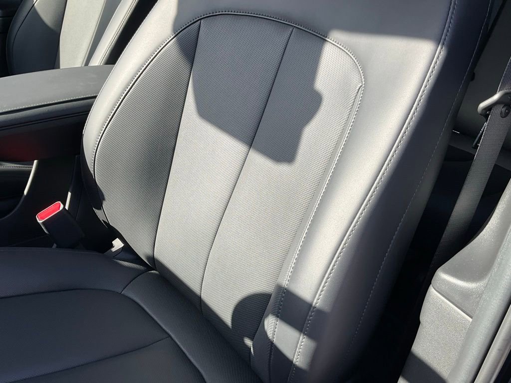 Used 2025 Hyundai Ioniq 5 SEL image 18