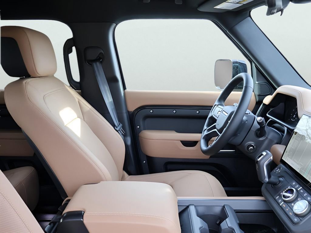 New 2026 Land Rover Defender 110 S image 9