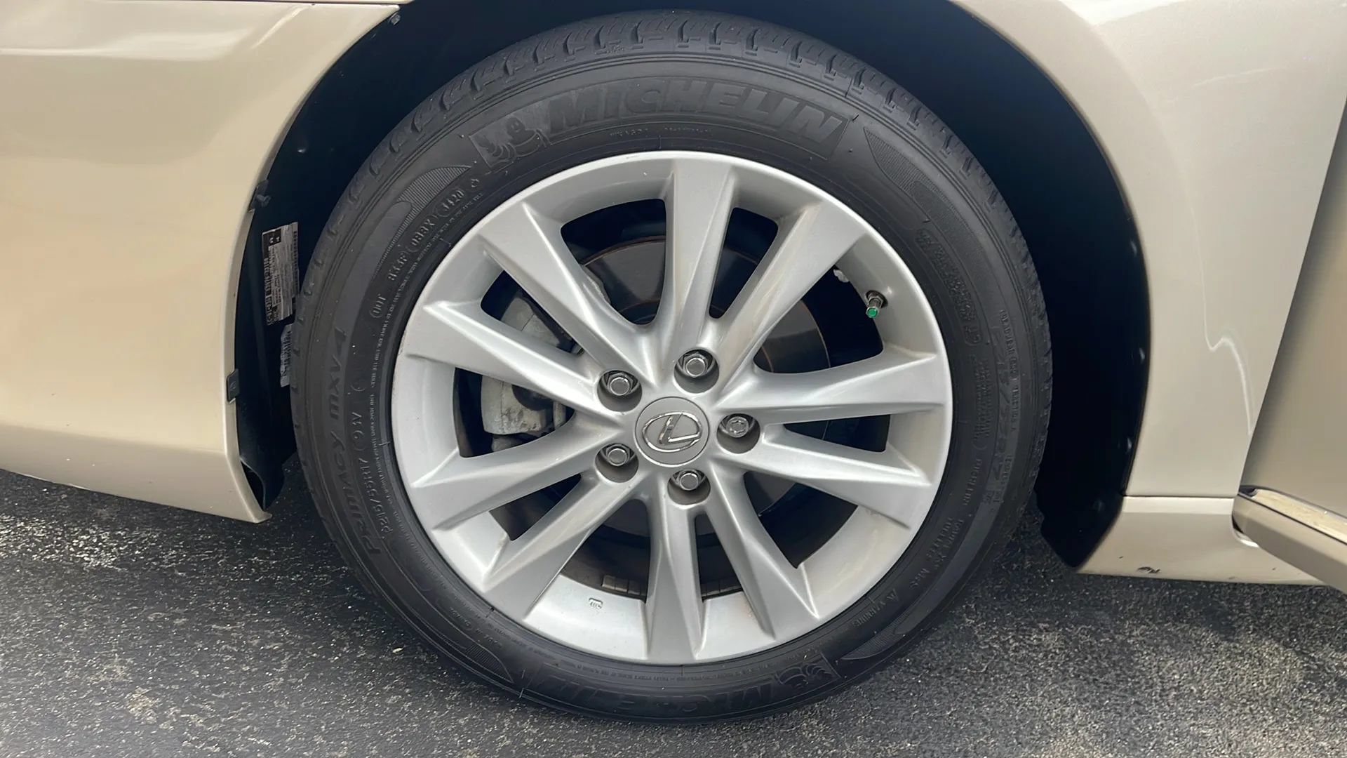 Used 2011 Lexus ES 350 FWD image 26