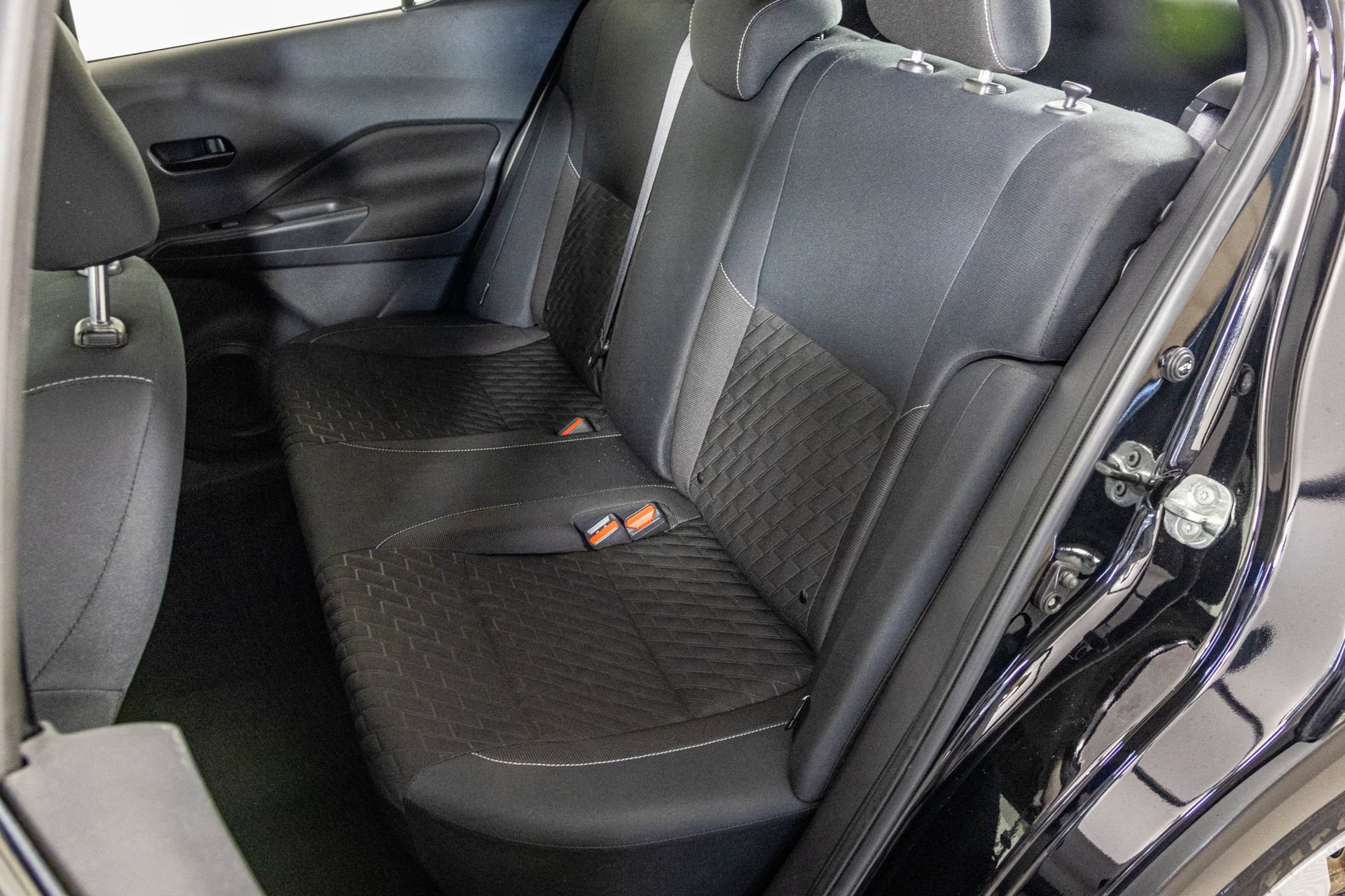 Used 2022 Nissan Kicks S FWD image 35