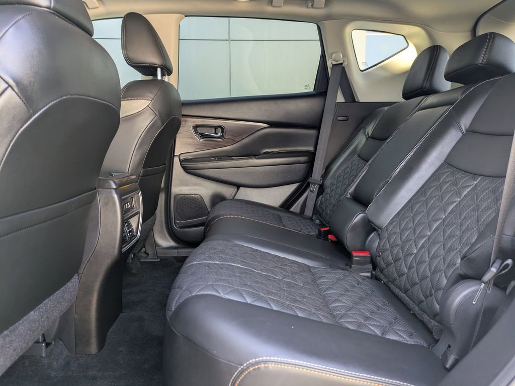Used 2023 Nissan Murano Platinum w/ Cargo Package FWD image 16