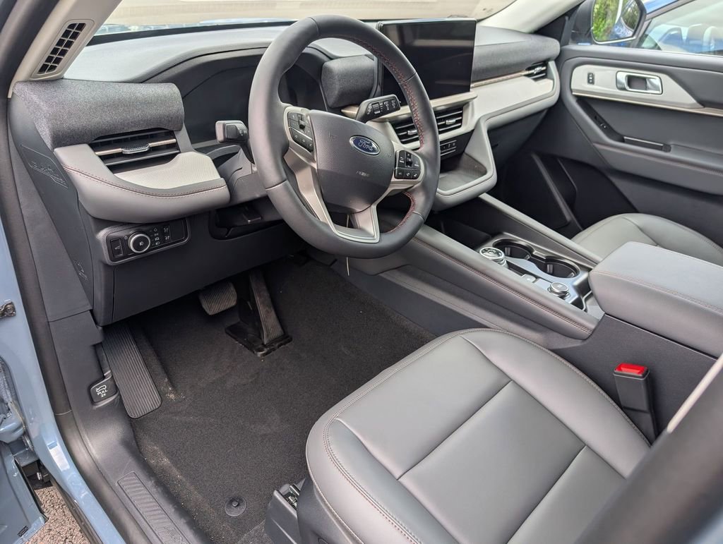 New 2026 Ford Explorer Active AWD/4WD image 10