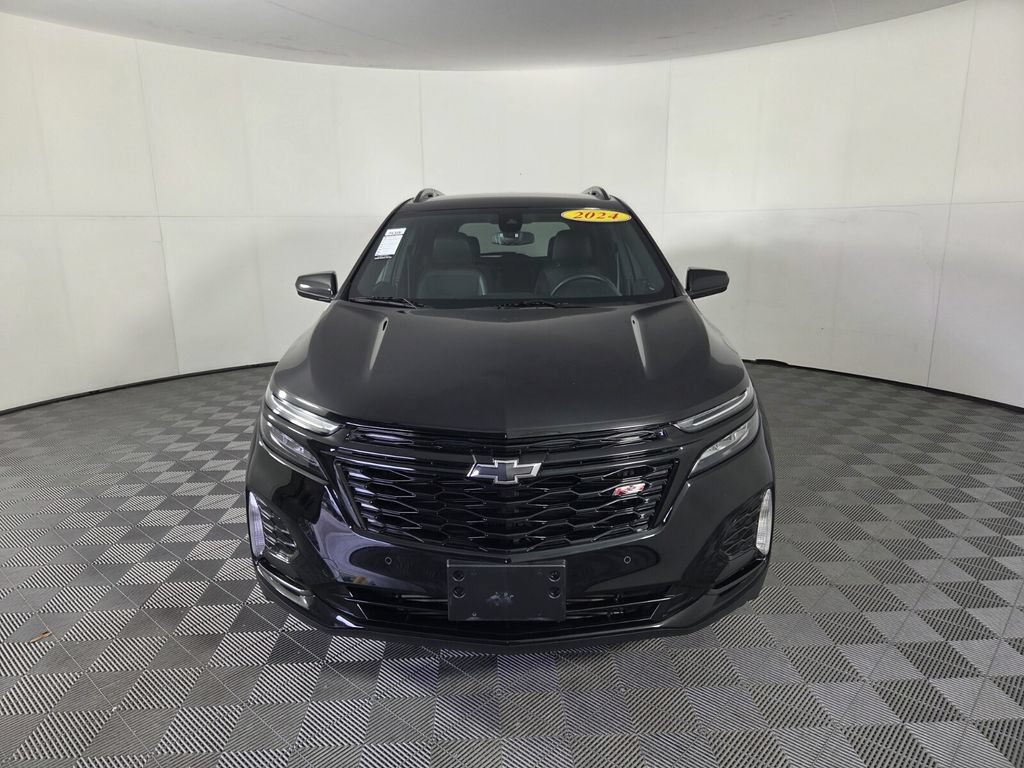 Used 2024 Chevrolet Equinox RS AWD/4WD image 3