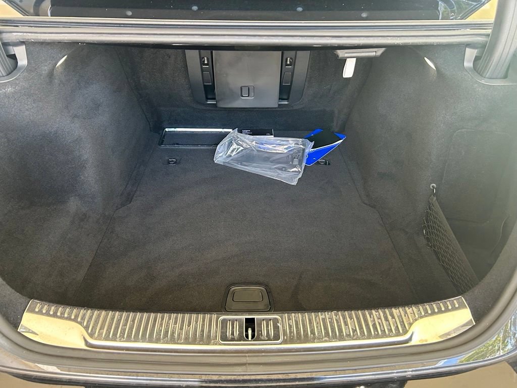 Used 2022 Mercedes-Benz S 580 4MATIC Sedan w/ Rear Seat Package image 36