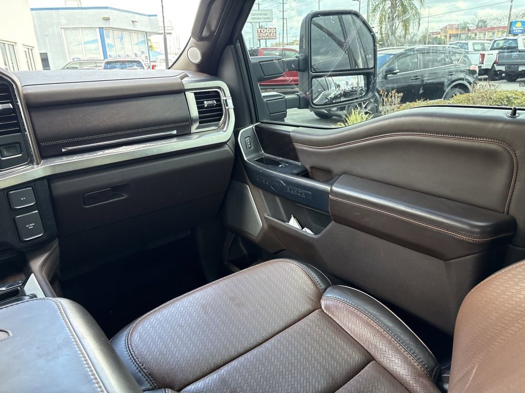 Certified 2024 Ford F250 King Ranch image 9