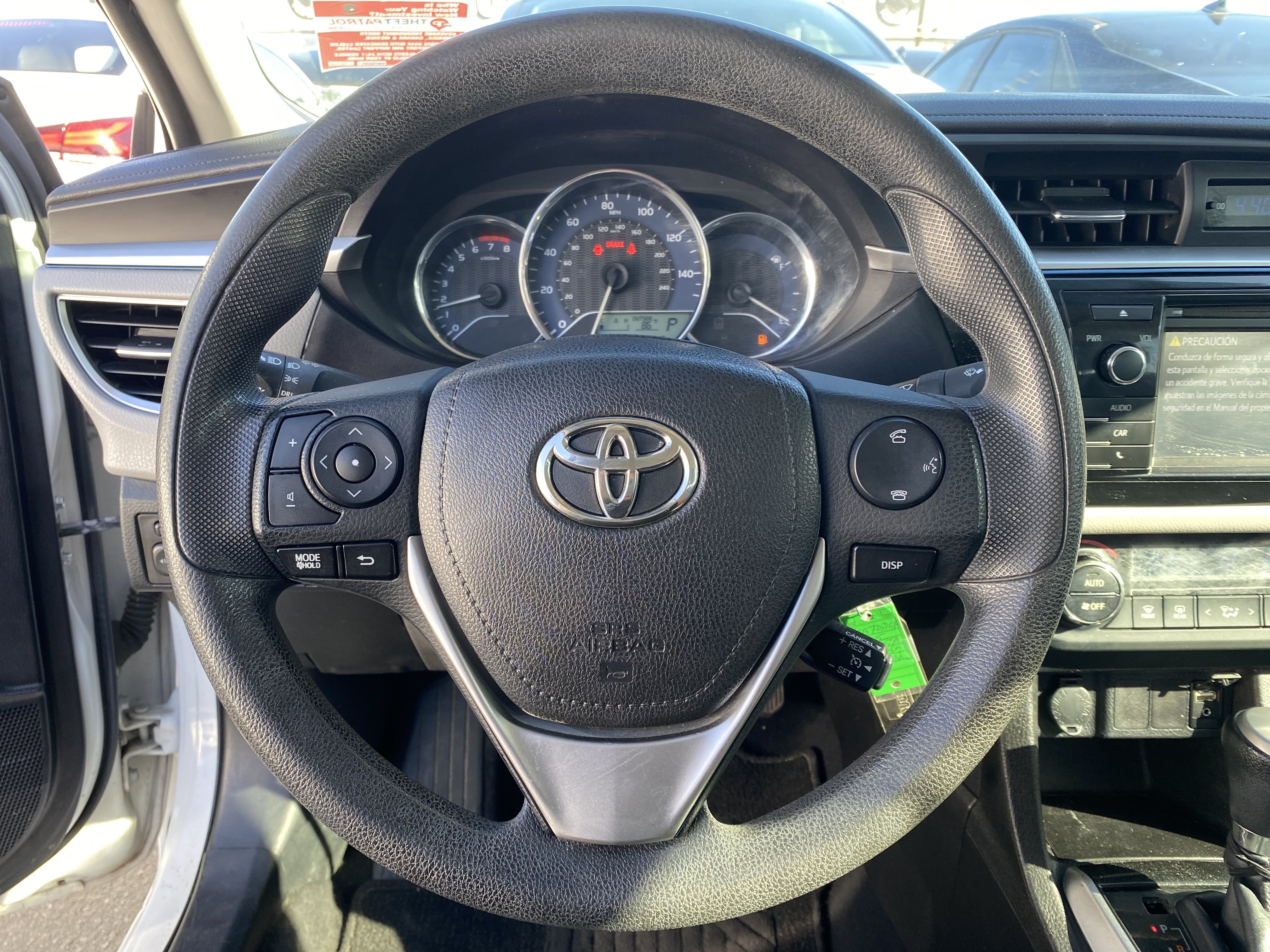Used 2015 Toyota Corolla LE FWD image 17