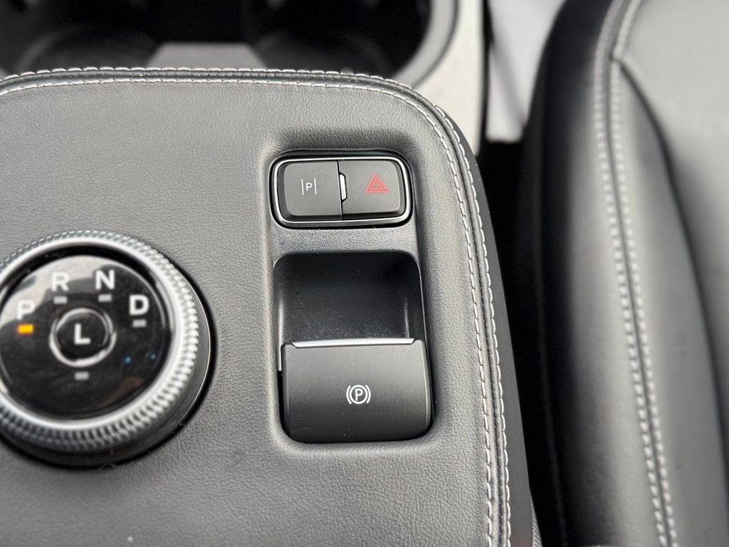 Used 2021 Ford Mustang Mach-E Select w/ Comfort/Appearance Package image 17