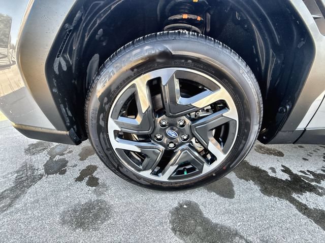 Used 2025 Subaru Forester Premium AWD/4WD image 10