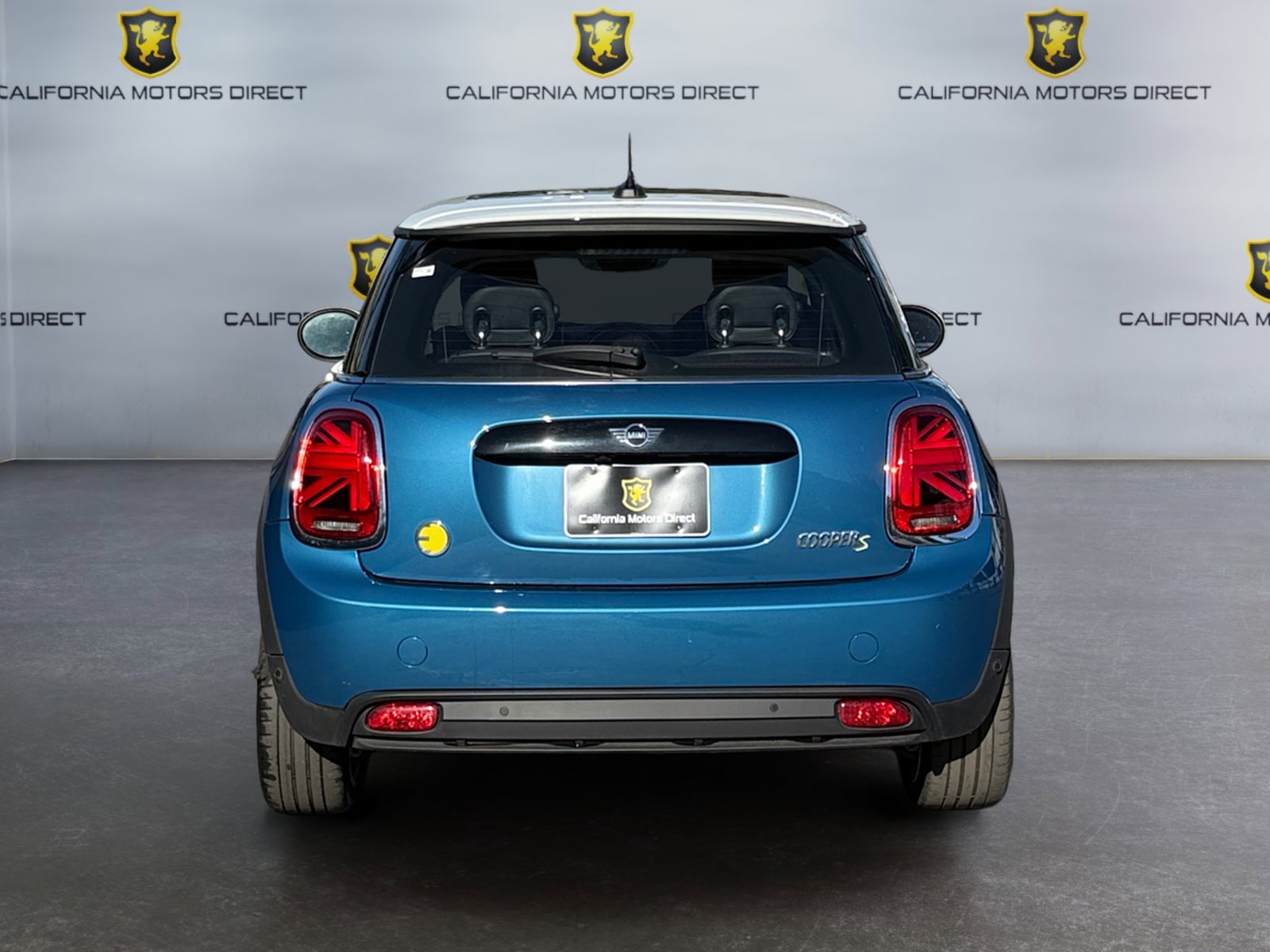 Used 2023 MINI Cooper SE image 4