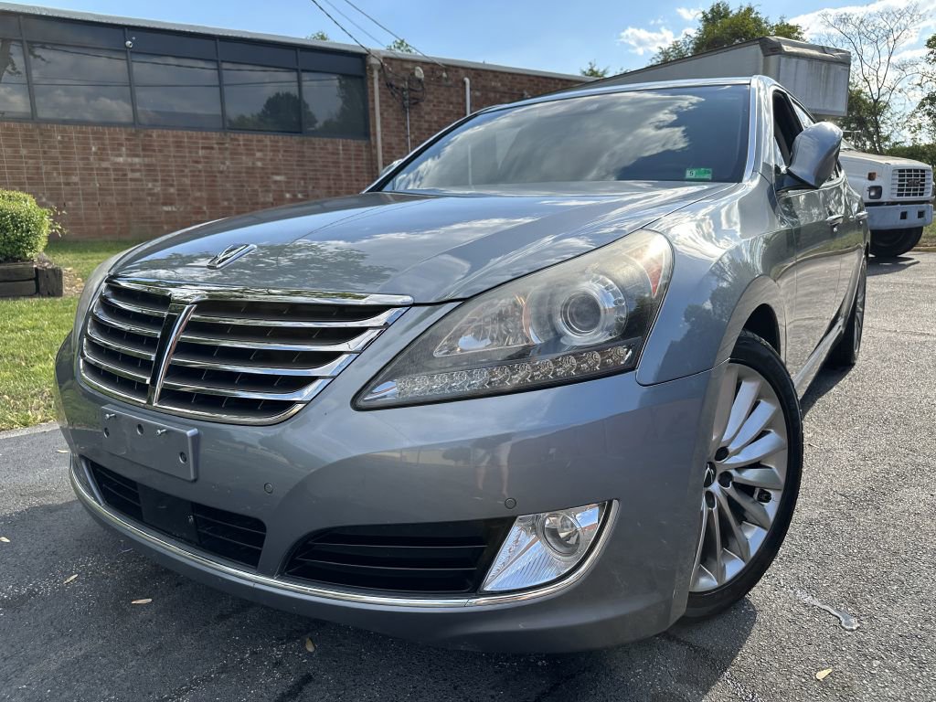 Used 2015 Hyundai Equus Signature RWD image 1