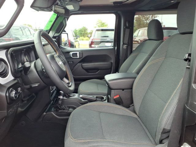 Used 2024 Jeep Wrangler Sport AWD/4WD image 24