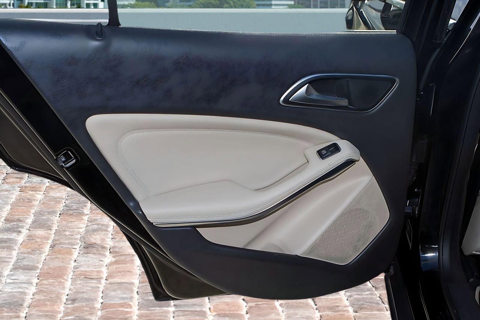 Used 2020 Mercedes-Benz GLA 250 GLA 250 w/ Multimedia Package image 13