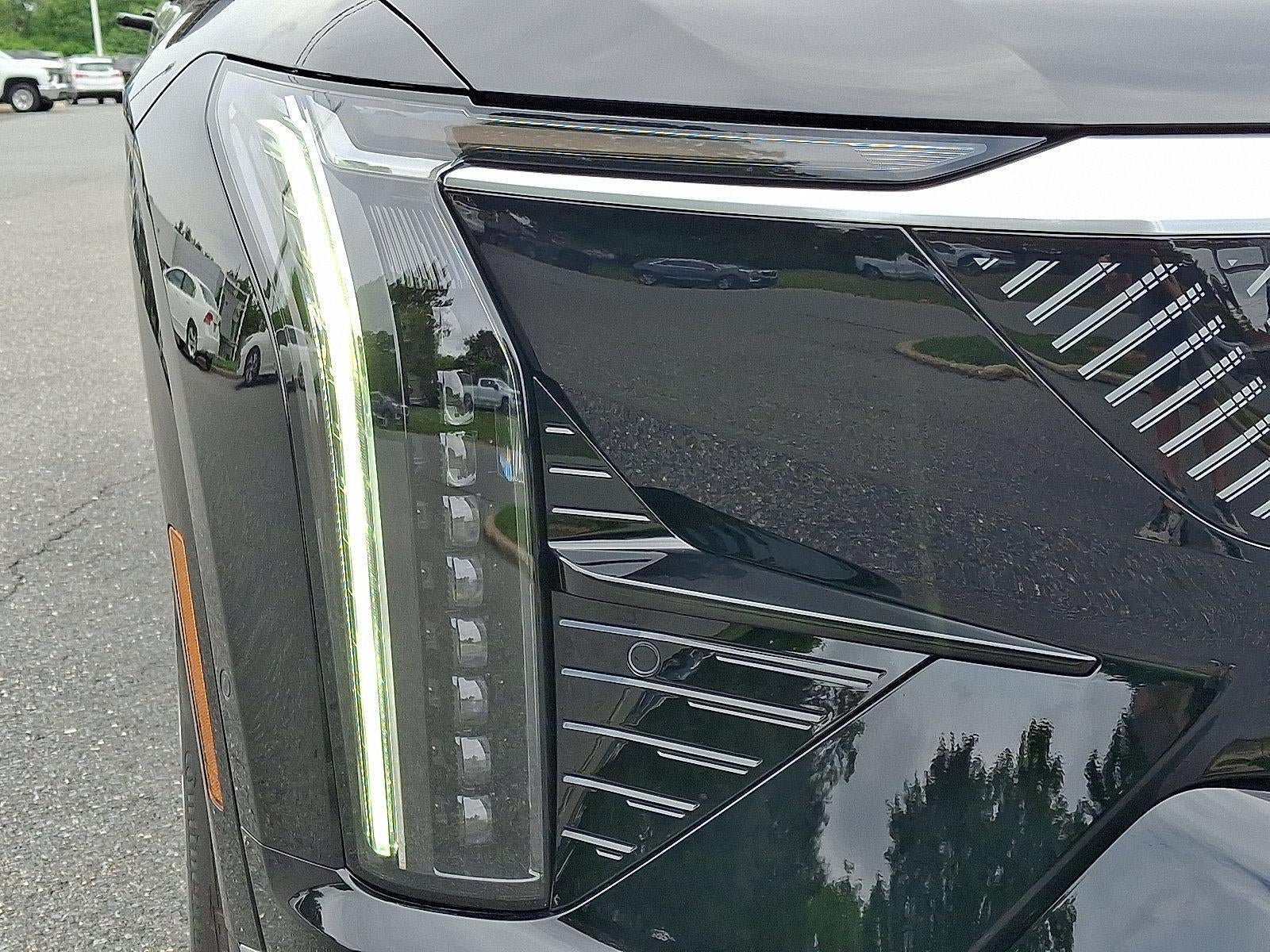 New 2027 Cadillac Optiq Premium Luxury w/ LPO, Floor Liner Package AWD/4WD image 10