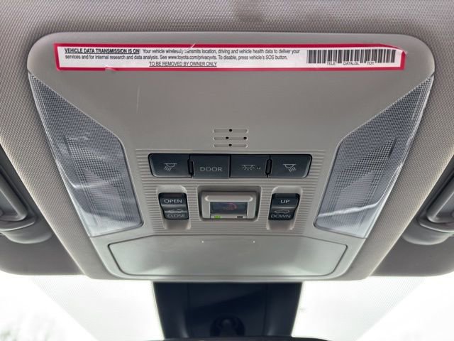 Used 2023 Toyota RAV4 XLE Premium image 35