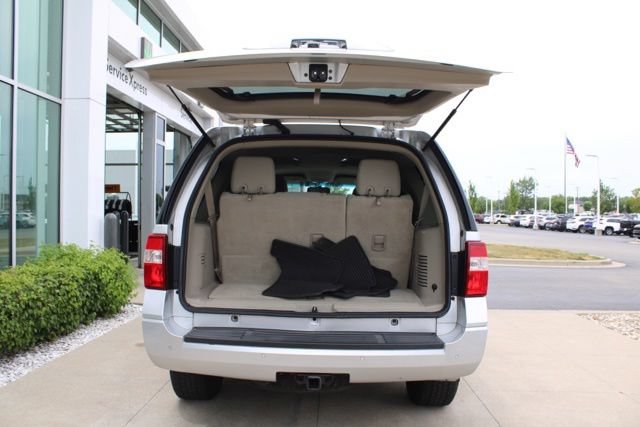 Used 2011 Ford Expedition XLT AWD/4WD image 9