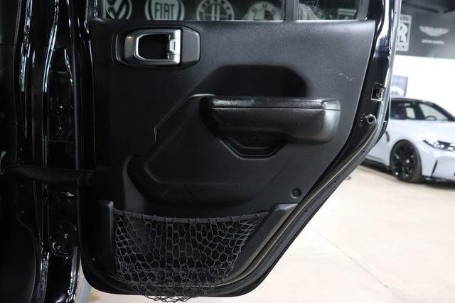 Used 2020 Jeep Gladiator Rubicon AWD/4WD image 22