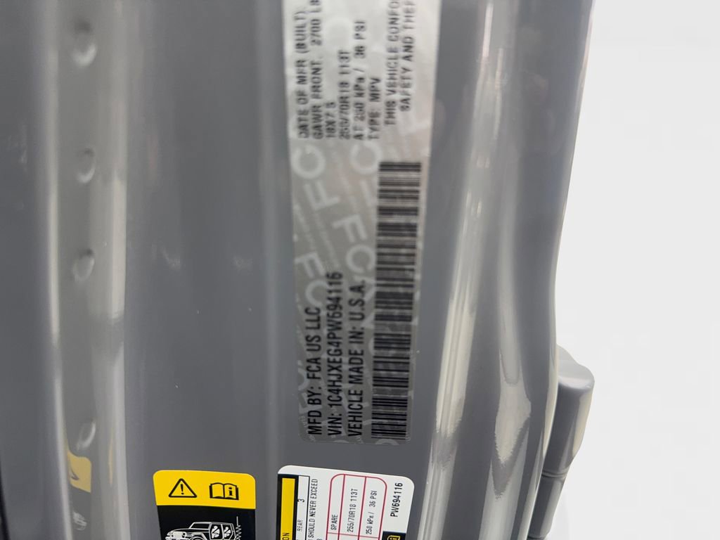 Used 2023 Jeep Wrangler Altitude image 87