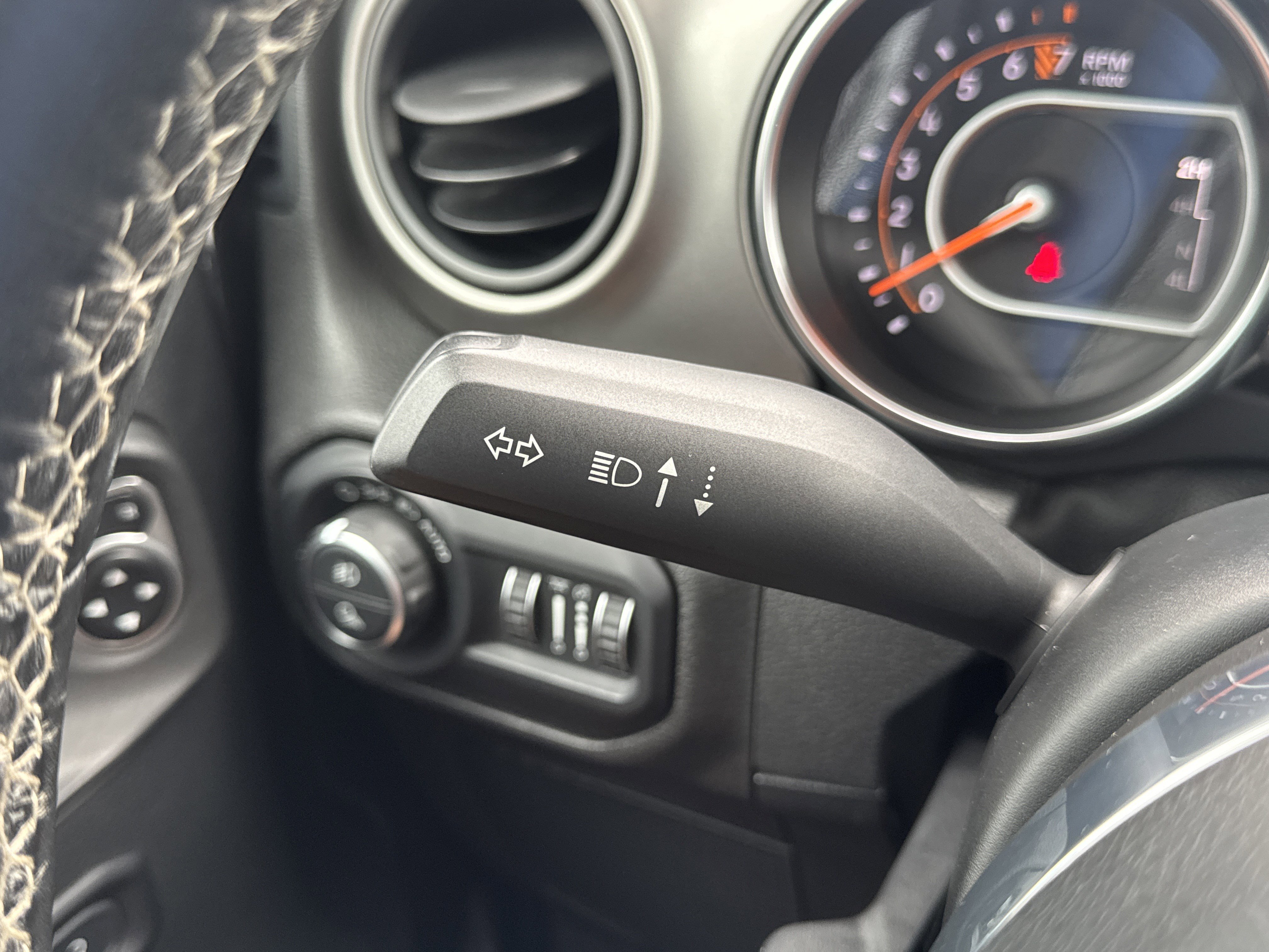 Used 2020 Jeep Gladiator Sport w/ Quick Order Package 24S image 16