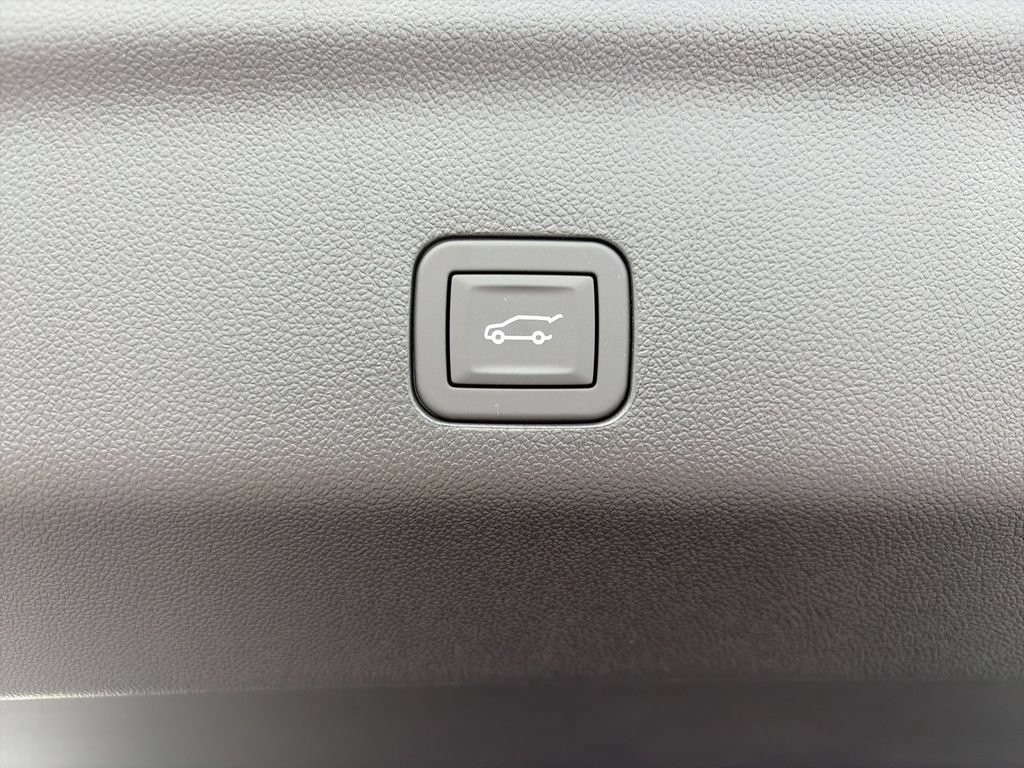 New 2026 GMC Yukon XL Elevation w/ Elevation Premium Package RWD image 33