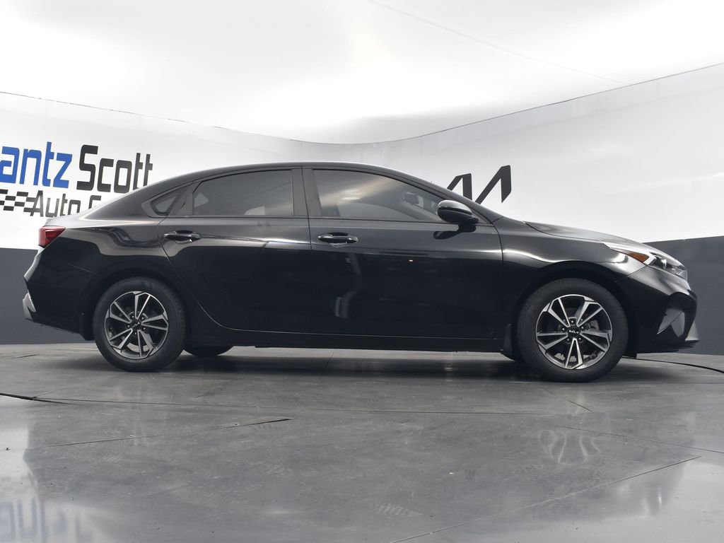 Certified 2022 Kia Forte LXS image 22