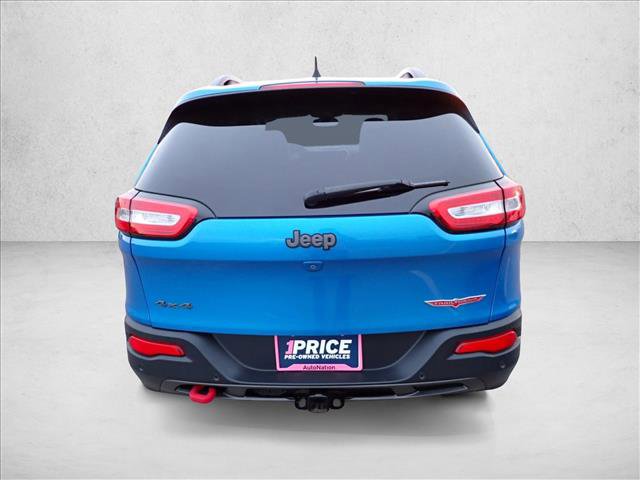 Used 2018 Jeep Cherokee Trailhawk w/ Cold Weather Group image 3