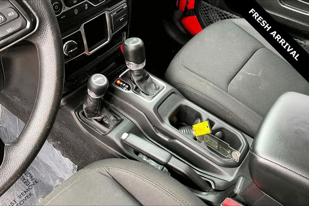 Used 2023 Jeep Wrangler Sport image 17