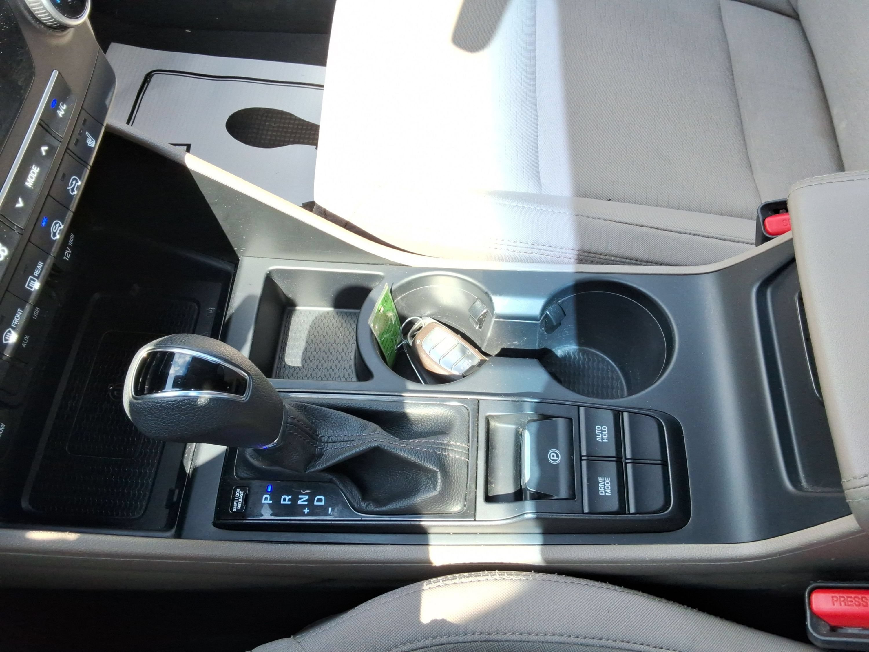 Used 2020 Hyundai Tucson Sport FWD image 18