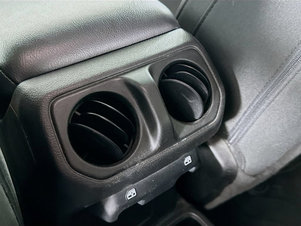 Certified 2022 Jeep Wrangler Unlimited Sport AWD/4WD image 37