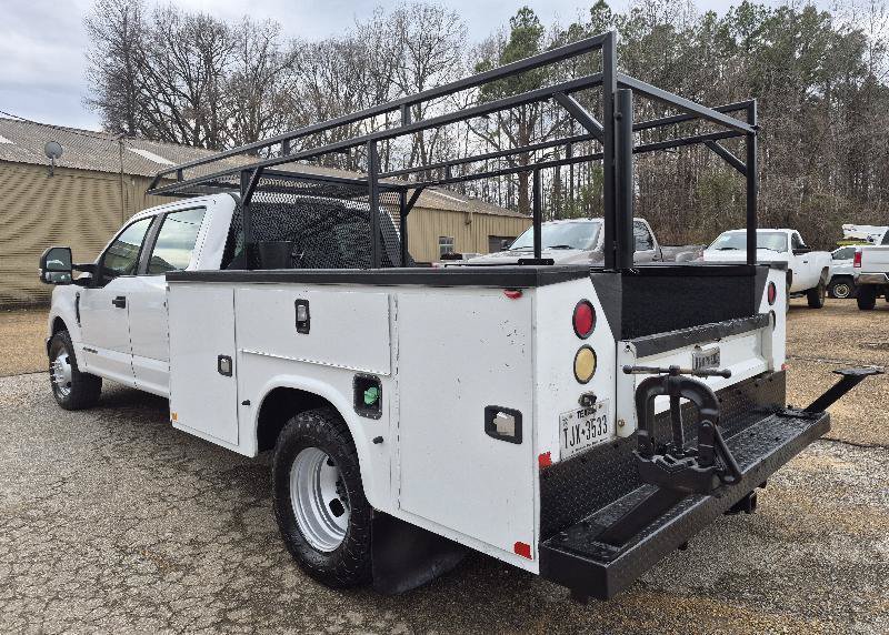 Used 2017 Ford F350 XL w/ Power Equipment Group RWD image 6