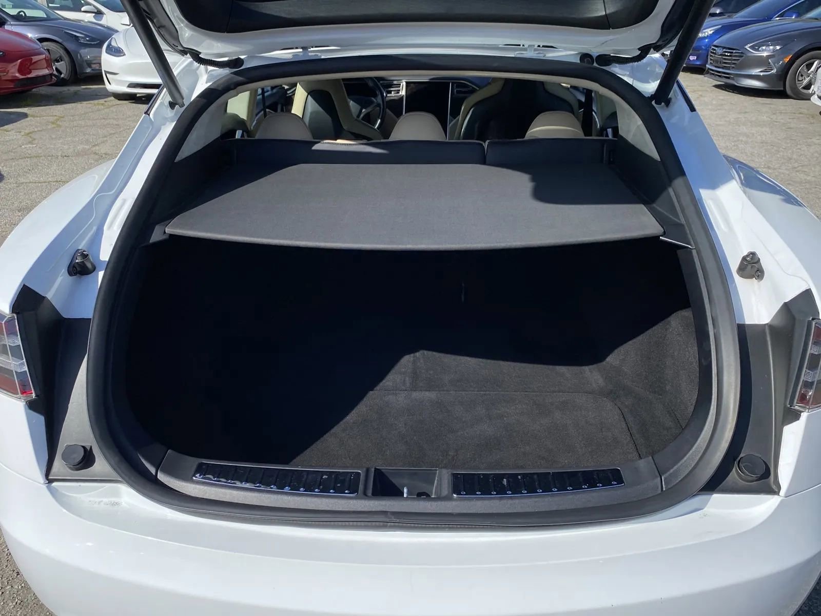 Used 2012 Tesla Model S Performance image 8