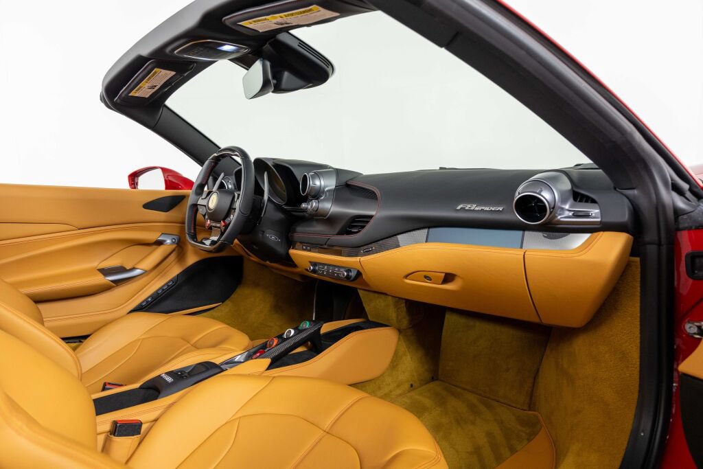 Used 2022 Ferrari F8 Tributo RWD image 58