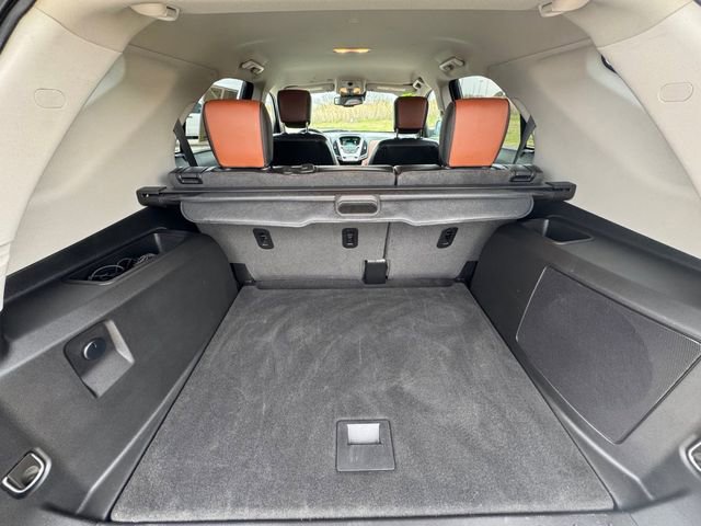 Used 2017 Chevrolet Equinox Premier w/ Enhanced Convenience Package image 28