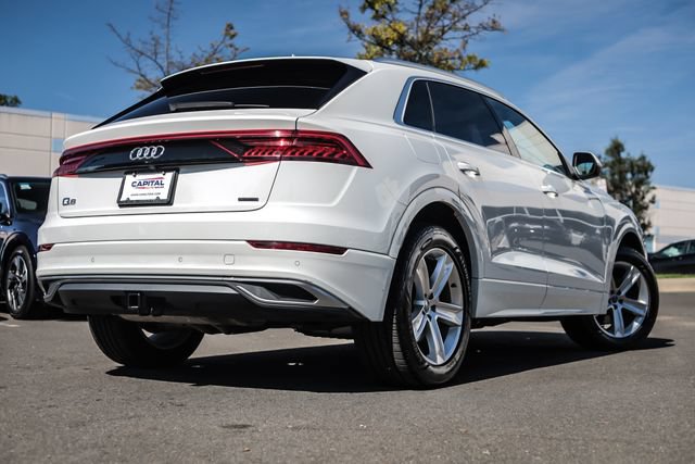 Used 2019 Audi Q8 Premium w/ Convenience Package AWD/4WD image 23