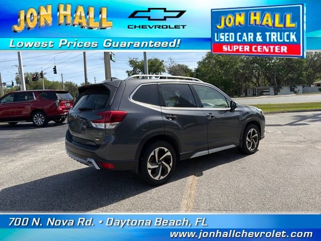 Used 2022 Subaru Forester Touring image 10