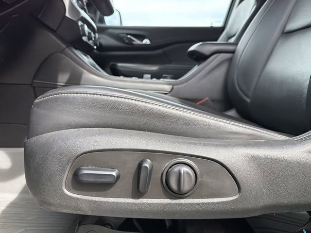 Used 2023 GMC Acadia SLT image 20