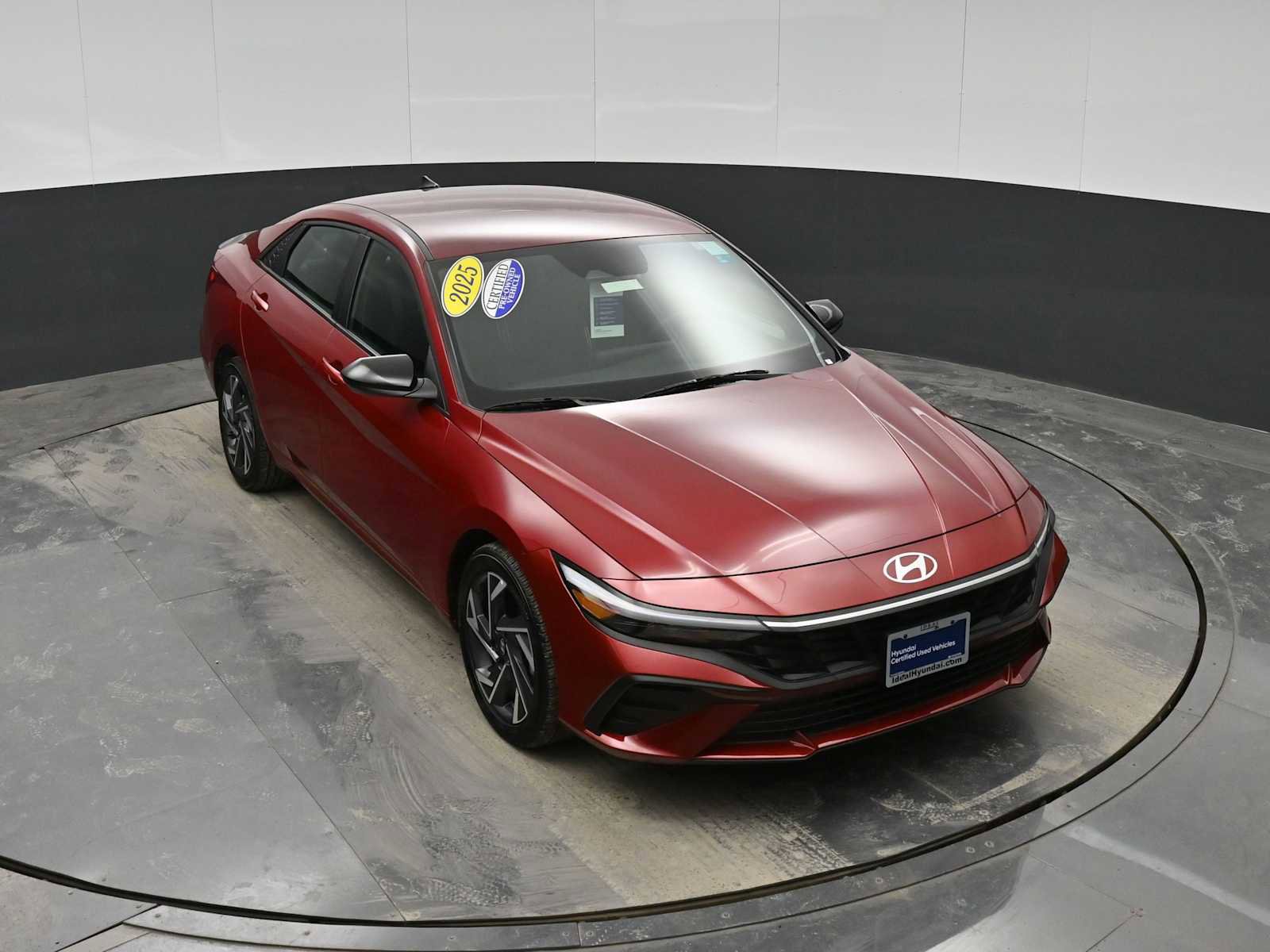 Certified 2025 Hyundai Elantra Sport image 22