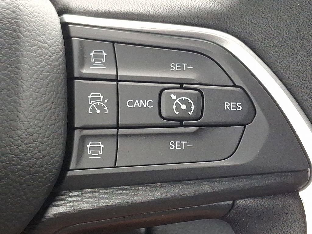 New 2025 Jeep Grand Cherokee L Laredo w/ Luxury Tech Group I image 20