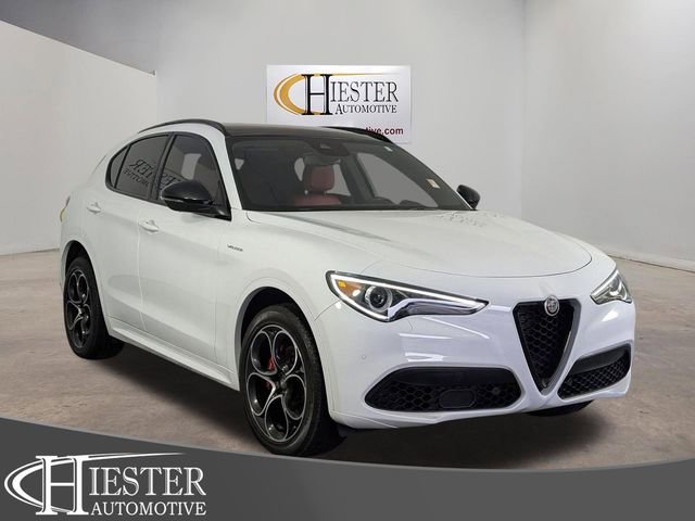 Used 2023 Alfa Romeo Stelvio Veloce