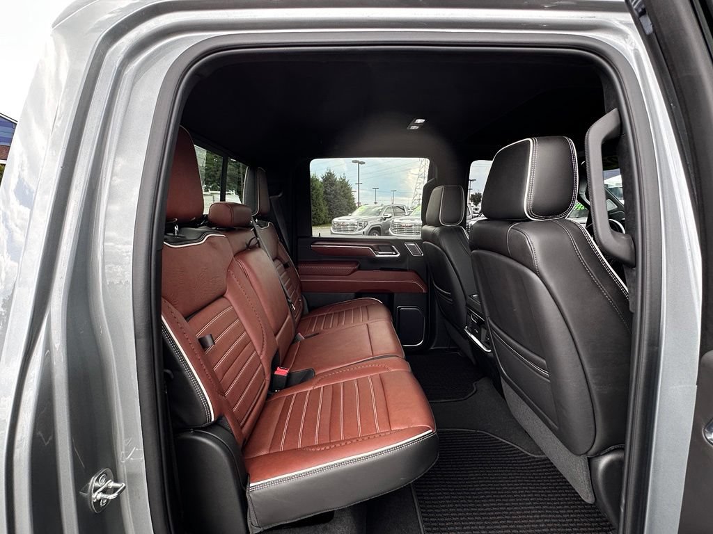 Certified 2024 GMC Sierra 2500 Denali Ultimate w/ Snow Plow Prep/Camper Package AWD/4WD image 17