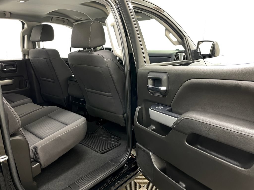 Certified 2018 Chevrolet Silverado 1500 LT w/ All Star Edition AWD/4WD image 40
